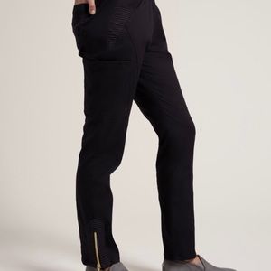 Jaanuu Moto scrub pants